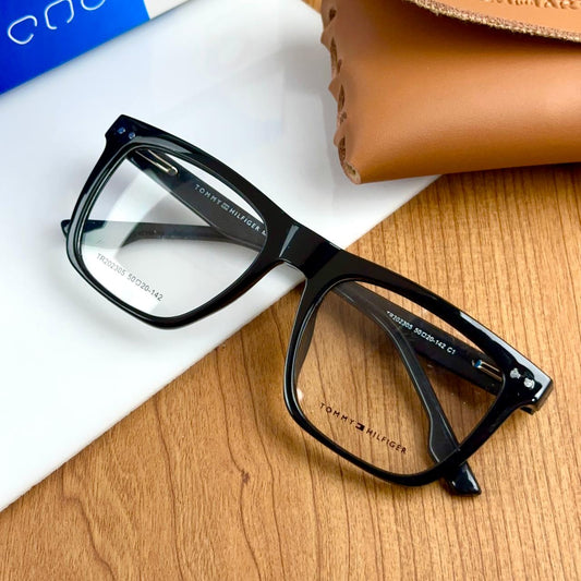 Stravix – Bold Frame Glasses – Black