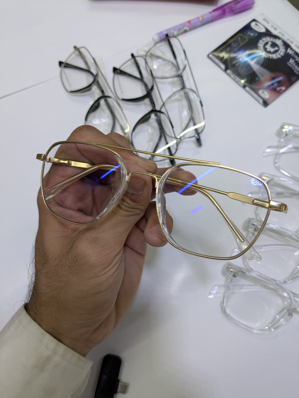 Old Money Style - screen Glass - Purple